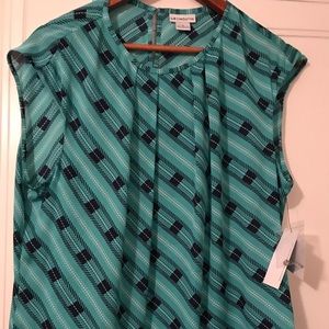 Liz Claiborne women’s top